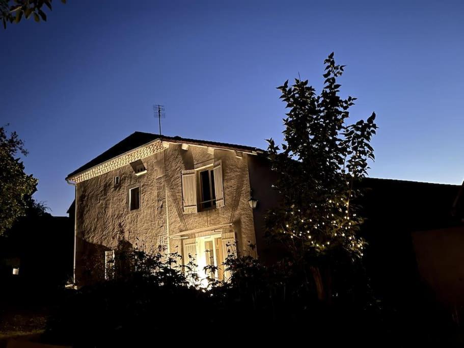 Independant Dans Longere Apartment Grand Brassac